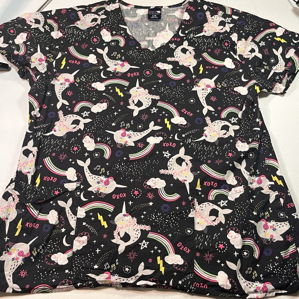 Zoe + Chloe Scrub Top Womens Size‎ Large Narwhal EUC